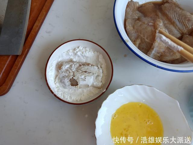 我家的极简晚餐,3个菜15分钟,好吃不贵又简单,吃得开心舒服