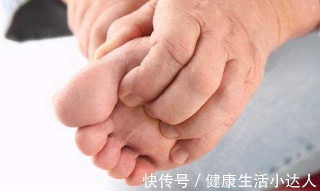 血糖|身体3个地方瘙痒,是在提示你:血糖“超标”了,抓紧调理