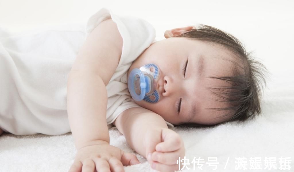 生长期|最新儿童身高标准表快收藏,男童女童有差异,7岁以下都可对照