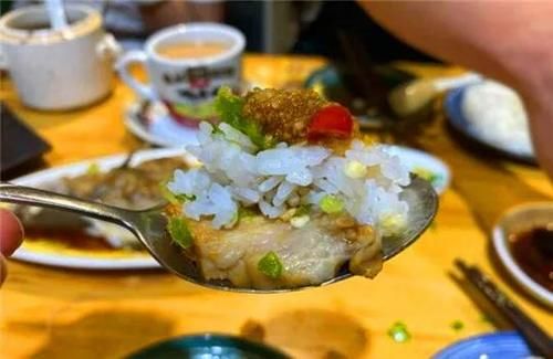 定食|吃遍大连-主食配菜小菜汤,一个盘内托出来,暖心的定食,丰富了你的肠胃~