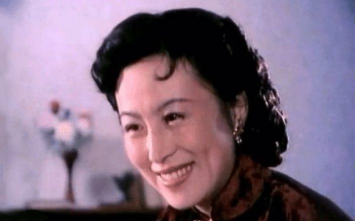 朱曼芳|二十年前,母亲惊艳了中国影坛,二十年后,女儿被评为“全球最美”