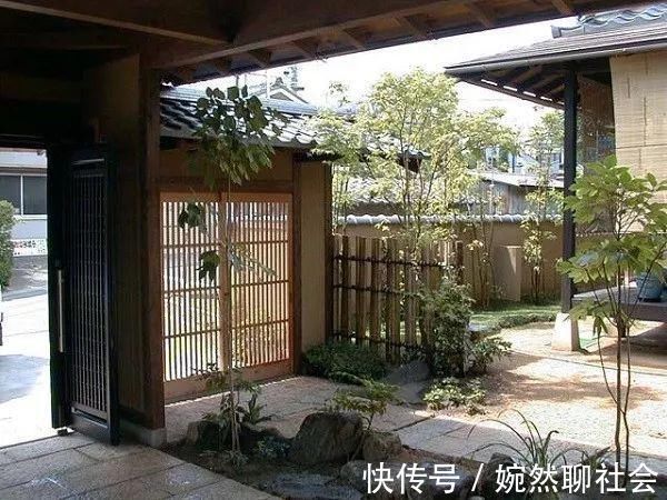 石灯笼|深入日本人家庭,探索日式庭院的魅力!