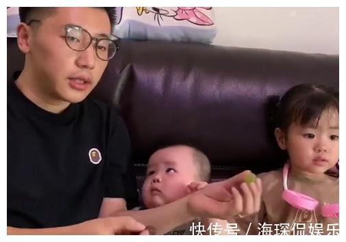 女儿|“偏心奶爸”隔着儿子喂女儿火了,儿子确认过眼神,这是个假爹