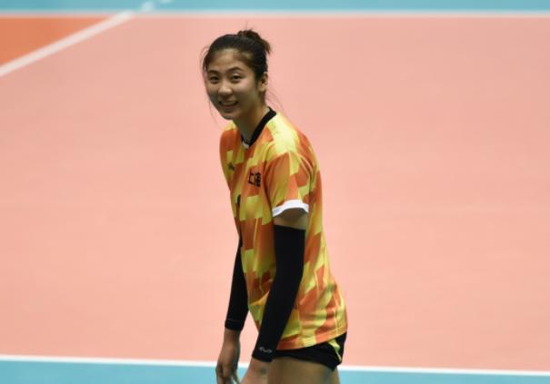 江苏青年队|女排新双塔浮现!1米96高妹和扣高3米27天才显威力,袁心玥受冲击