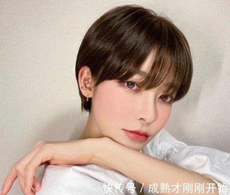 空气刘海|快别剪空气刘海了！美出天际的氧气刘海才是真的宝藏发型