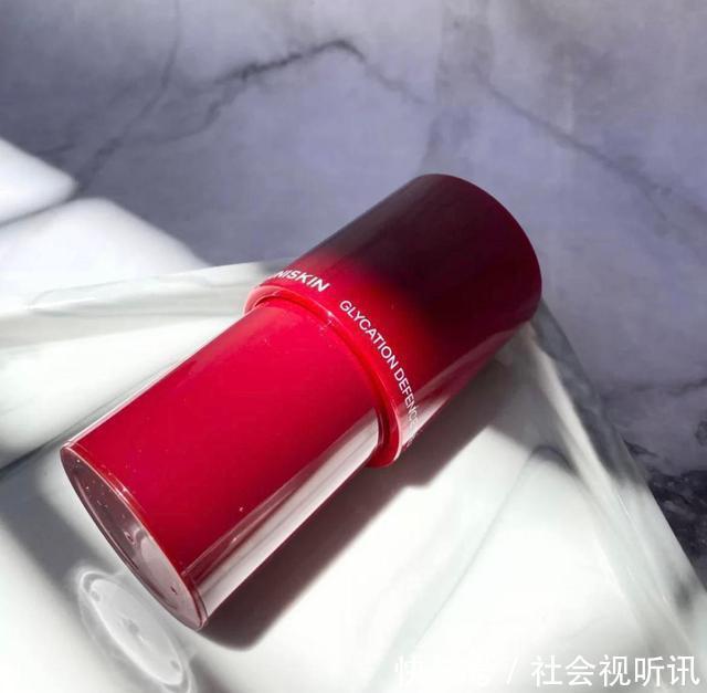 回首过去一年，总结这些高性价比的精华，又美白又抗老不输大牌！