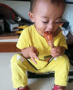 |搞笑GIF趣图:跟姐说说实话你是不是想泡姐?