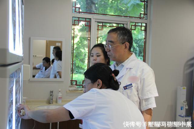 为什么现代“中医”都看报告单?号脉失传了?老中医告诉你真相