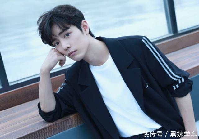 《向往的生活5》启动了小岛海报被传开，网友却在热议飞行嘉宾