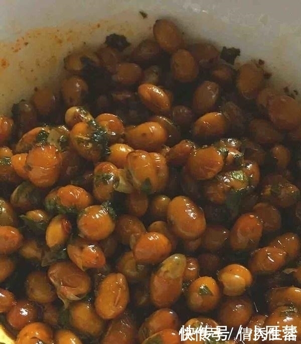 破瓣|天然“黄体酮”终于被发现！女性没事吃几次，五十多也不显老