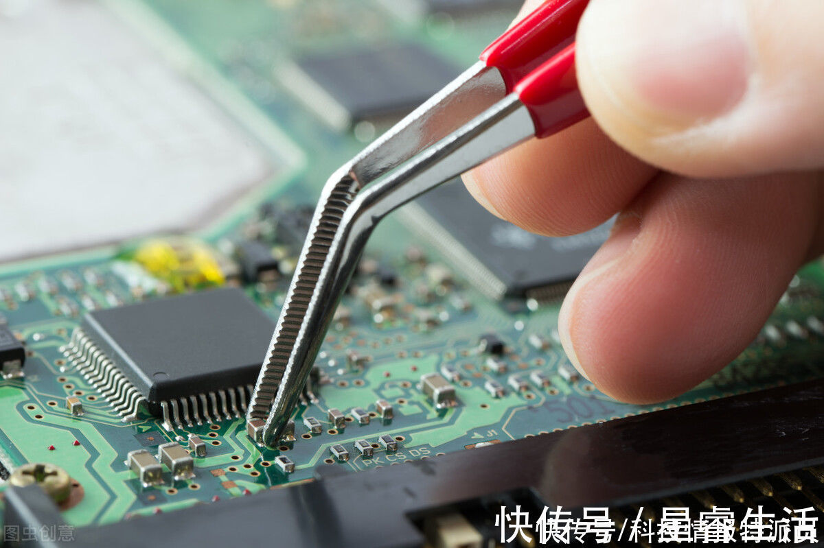 摩尔定律|1纳米不是终点,国内研究精度已达0.65纳米,成果受到国际认可