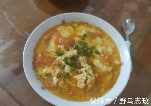 生长发育|天冷，给孩子做西红柿鸡蛋汤，这样做鲜美滑嫩，孩子喝了聪明健康