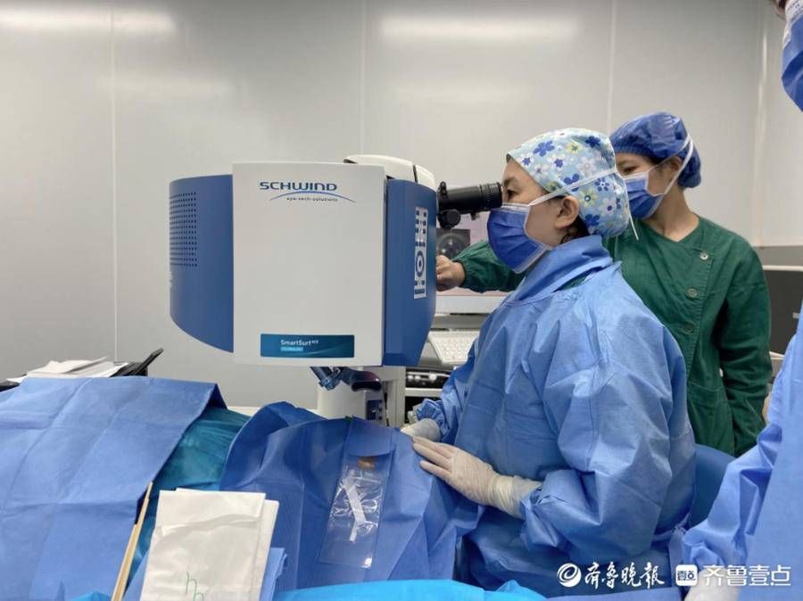 近视手术|爱尔名医｜崔迎春：手术台上追求极致的完美主义者