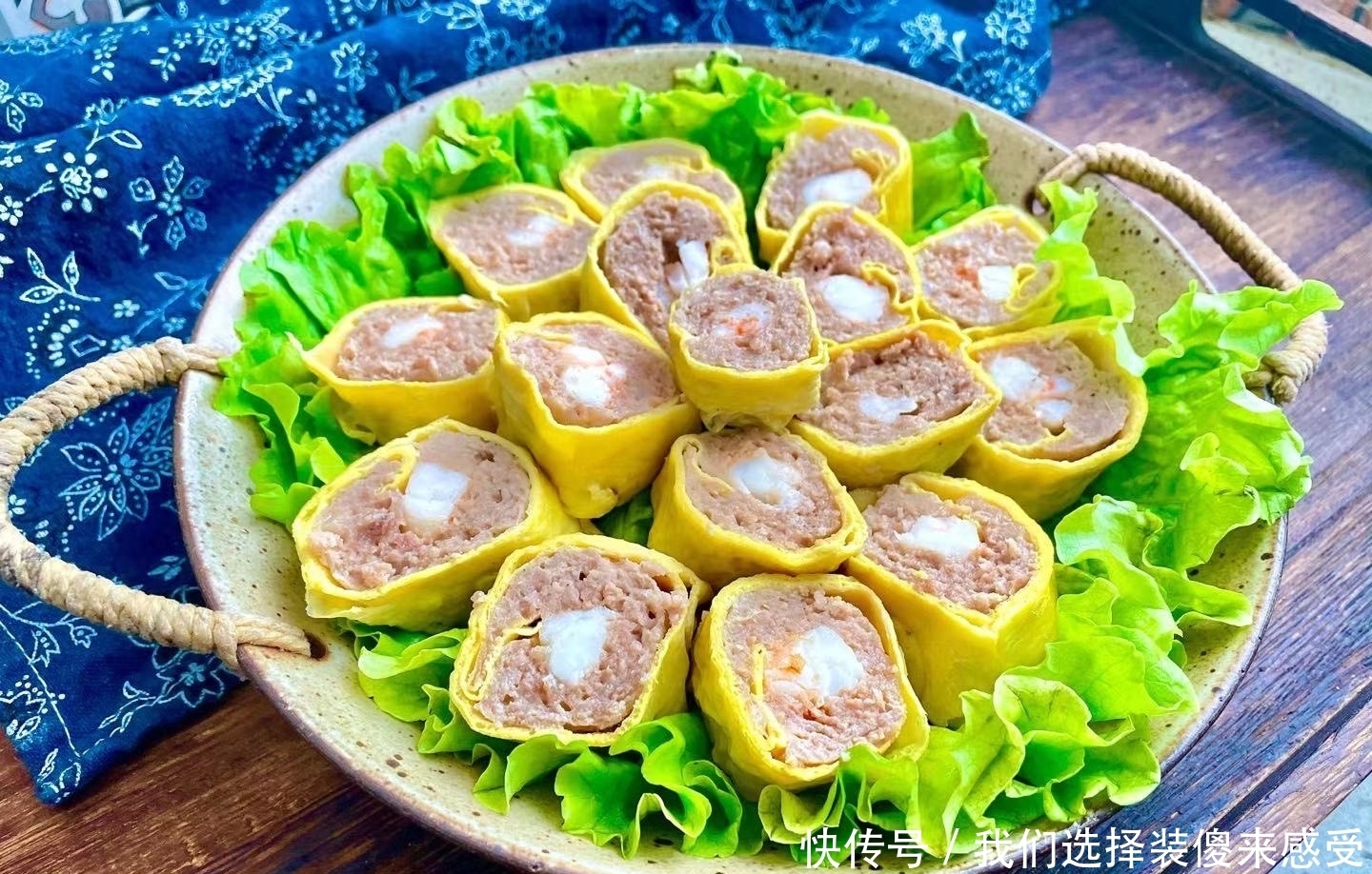 年夜饭菜单出炉,一家人10个热菜4个凉菜,个个是硬菜,喜庆吉祥