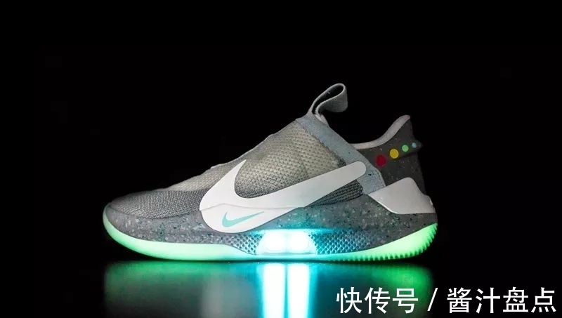 开箱 最强球鞋!六千的“平民 Air Mag” 开箱 + 上脚!
