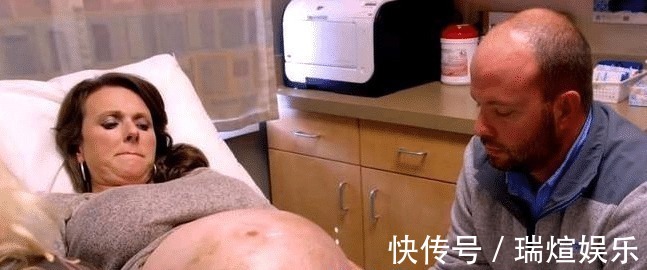 胞胎|女子误以为怀双胞胎,医院产检才知,肚子里宝宝的数量打破了纪录