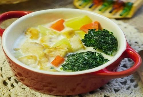 这四种辅食不要给宝宝吃,儿科医生:不到三岁宝宝越吃肠胃越弱