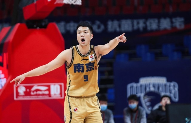 弗格|辽宁男篮下狠手!送南京同曦25连败,赵继伟16助攻,朱荣振25分