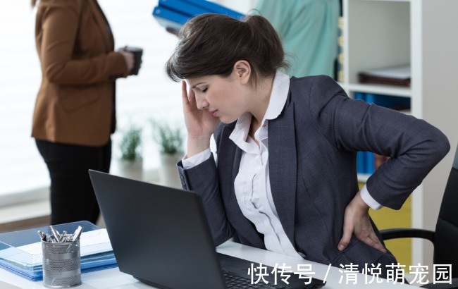 掌骨|按一个地方，颈椎就不疼了！发1次，救人无数，我试过了