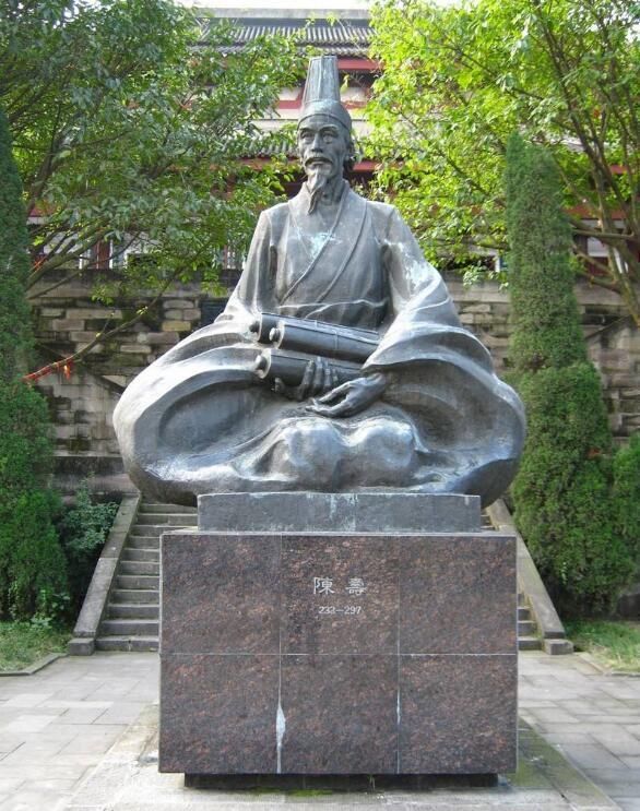  陈寿|陈寿在《三国志》里为什么会说季汉政权是“国不置史”？