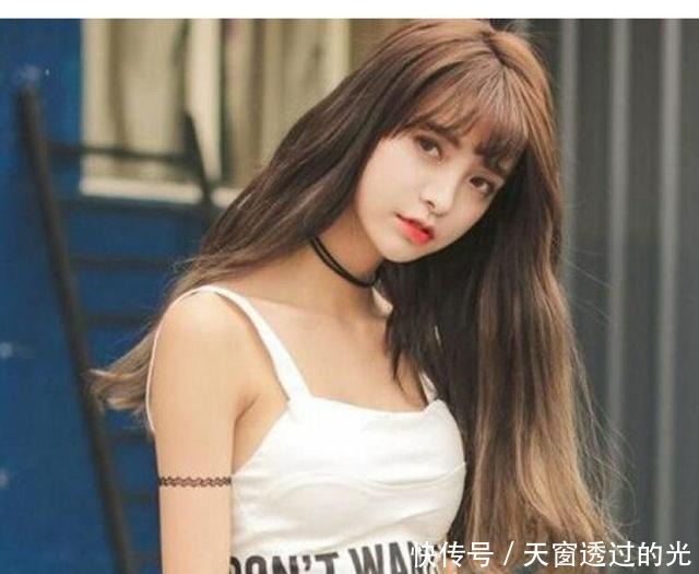 卷发|木马卷温柔时髦，这几款发型，让你颜值翻了两倍