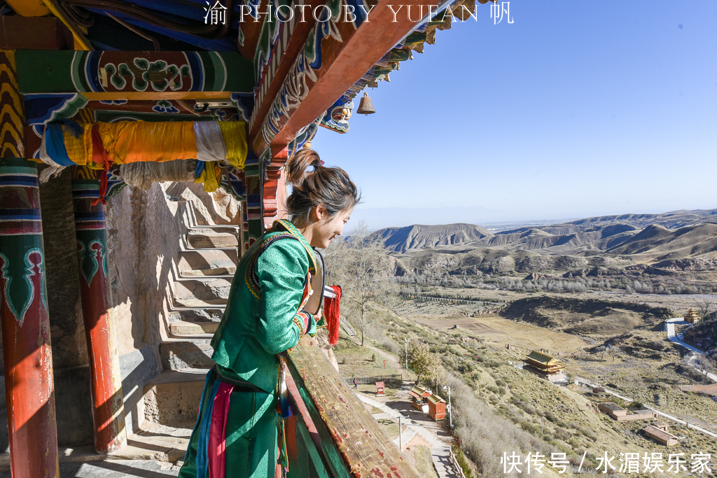 悬崖|甘肃一座古寺修在悬崖之上，比悬空寺还险，网友这怎么修的呢