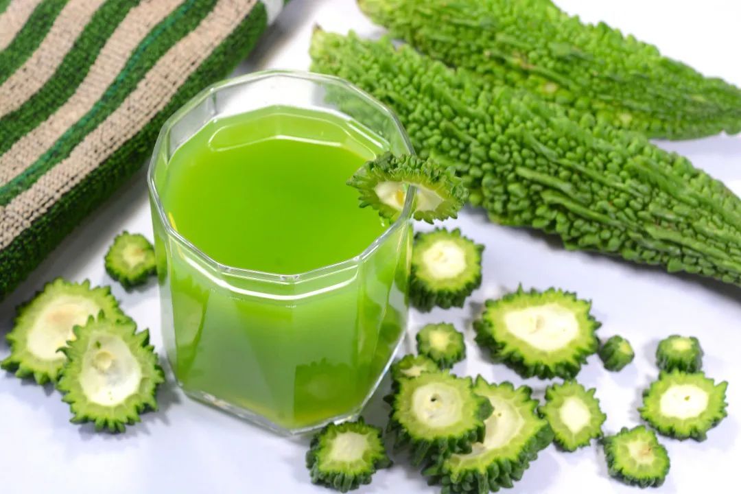 榨汁儿|夏季养生宜吃“苦”,但这类果蔬,发苦慎吃!
