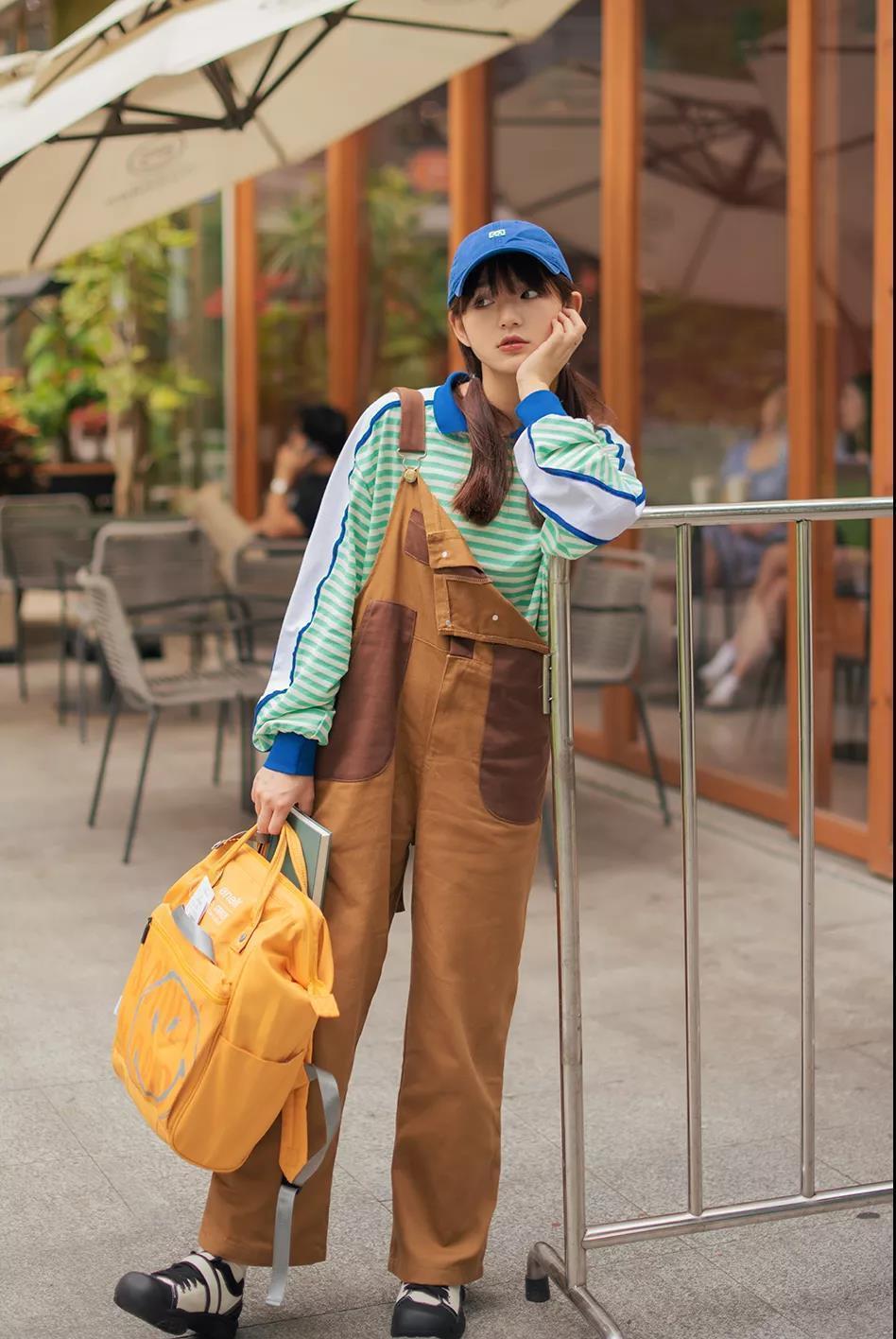 流行色|别总穿黑白灰,试试这些“流行色”穿搭,巨显白显气质感!