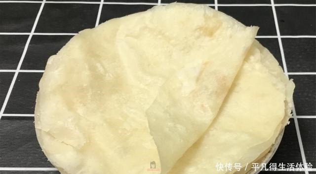 原来烤鸭饼是这么做出来的,按照春饼这么做,快捷还皮薄如纸