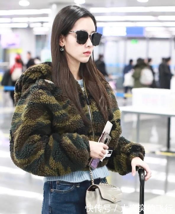 穿搭 秋冬必备的“摇粒绒外套”,今年流行这4种穿法,温暖又高级!