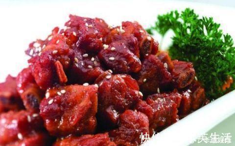 鸡翅|家常菜的一些美味菜肴并不油腻,学会在家制作它们,全家人都胃口大开