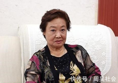 著名歌唱家郭兰英，91岁身体欠佳却无子女照料，李谷一把她当偶像