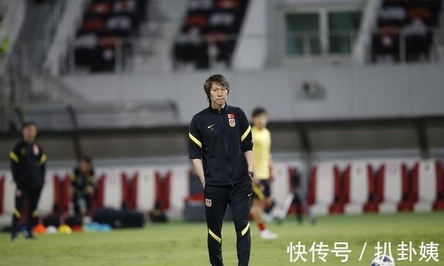 少帅|人们嫌弃李铁的同时,可否想过中国足球给过土帅成长空间?