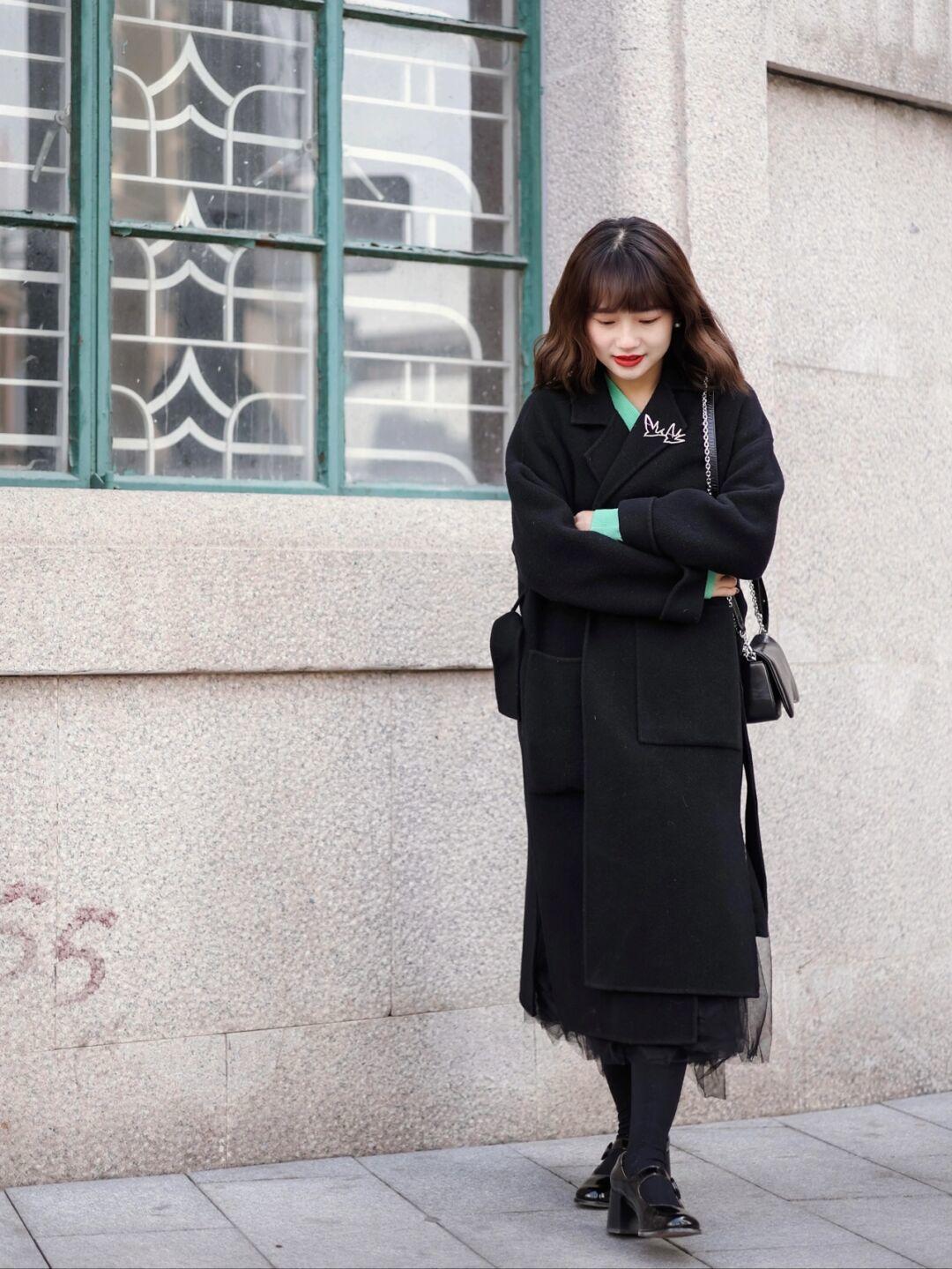 搭配 大衣的高阶穿法来了，这些搭配方式优雅精致又显气质，谁穿谁美