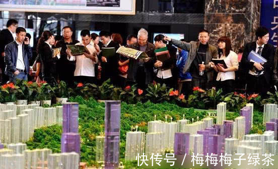 天台|房子是买“顶层”还是“中高层”？听售楼的表舅一说，可算明白了