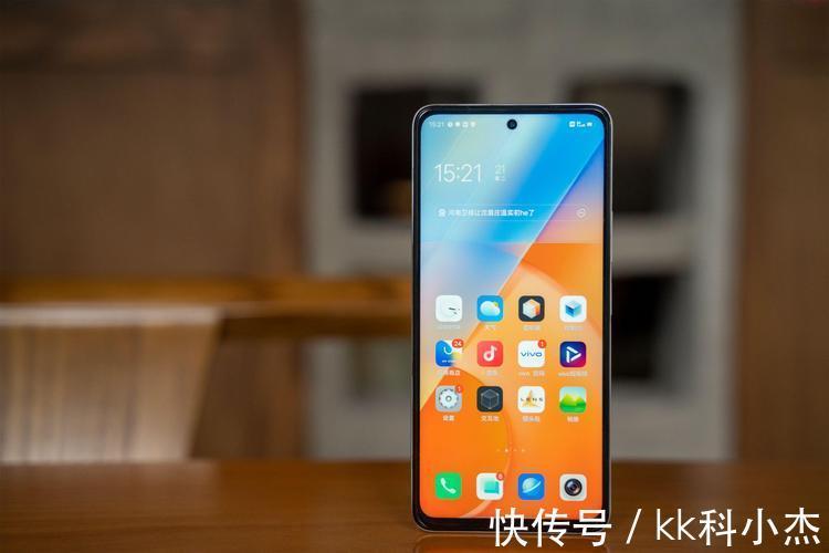 骁龙|红米 note10pro 对比iqoo Z5 到底买谁更有性价比