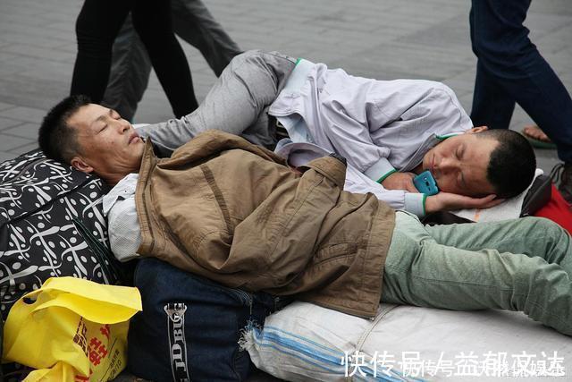 根源|老年痴呆的根源被揭晓!3个看似养生的“好习惯”,劝你避而远之