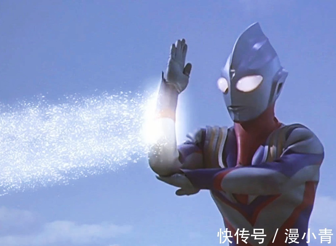 中国式家长|英雄回归!迪迦在多平台恢复上架,众人心中的光,唤醒了巨人