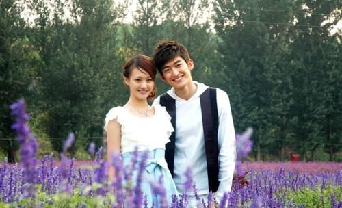 寫真|活久見!張翰鄭爽有望合體,芒果臺(tái)跨年嘉賓剪影疑是二人劇照