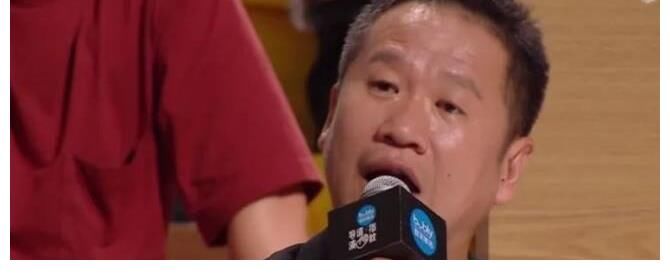 導(dǎo)演請(qǐng)指教影評(píng)人真犀利，韓雪首秀翻車，淚灑現(xiàn)場(chǎng)并非因遭狠批