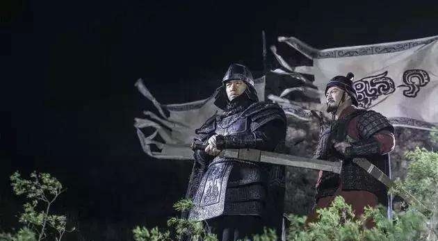 秦军|两个历史上有名的军事家,为什么一个因降卒而死,一个因降卒而胜