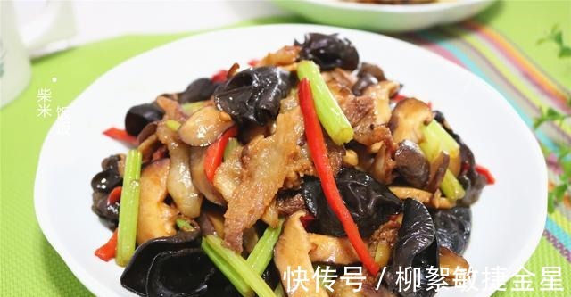 这道菜我家常做，5种食材一锅出，营养足味道好，做法还简单！