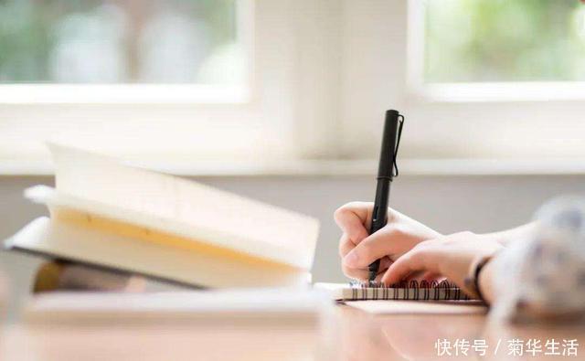 睡眠质量|孩子几岁才能给配手机教育专家这个岁数最好，别太早也别太晚