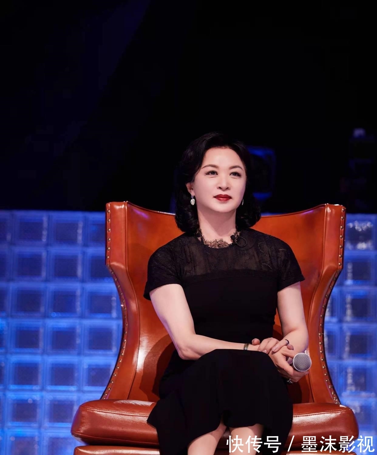 上线13天热度第一，话题量7.1亿，这部综艺凭什么拿到流量密码？