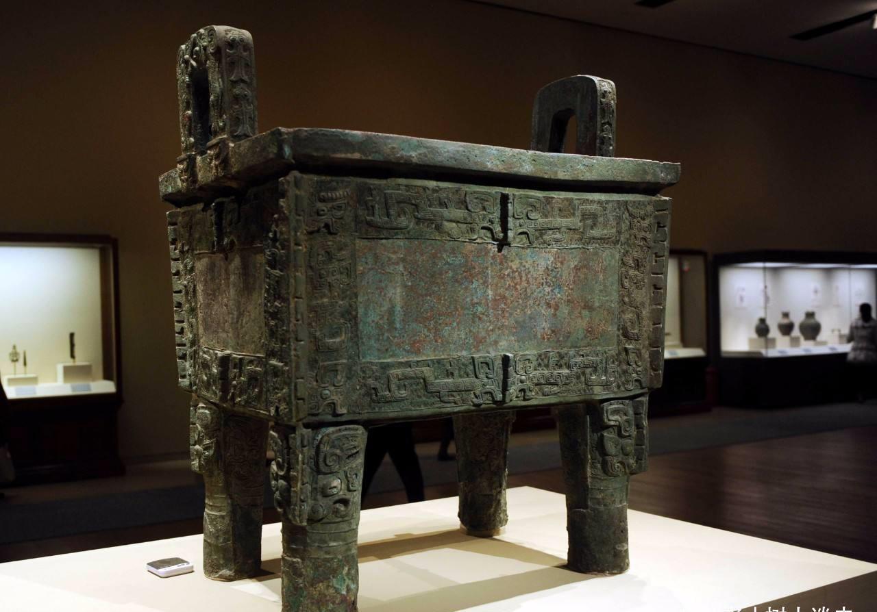  国博七|国博七大镇馆之宝，全都禁止出境展览，两件曾被当成鸡食盆和马槽