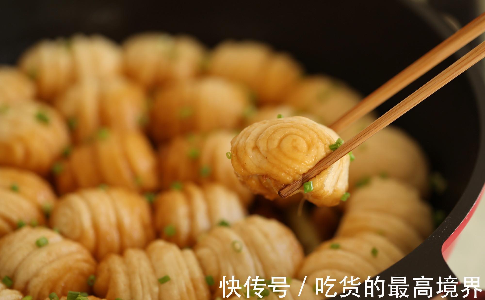 五花肉|焖卷子（一锅出）吸满了汤汁的花卷，一口一个，菜香，肉香，非常诱人！