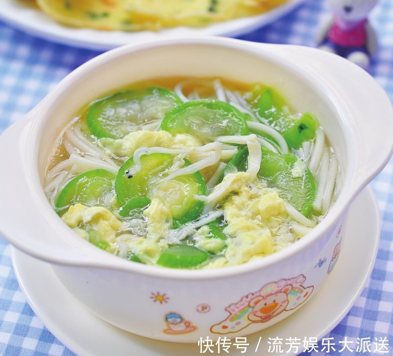丝瓜|用这种小鱼做面汤,无骨无刺高蛋白,宝宝长身体要多吃