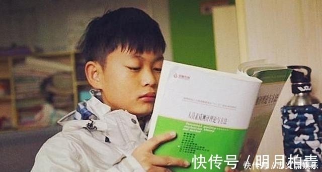 大专|3岁雪地“裸跑”11岁大专毕业,那个被“鹰式教育”的男孩怎样了