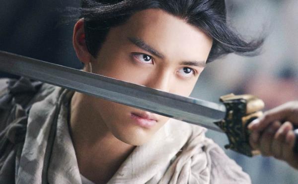 他是金庸笔下唯一没有奇遇的男主,一生未输过,扫地僧都自愧不如