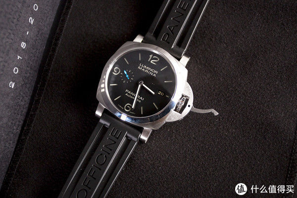 沛纳海|爆冷入手沛纳海LUMINOR，大表盘硬汉款一见钟情！附万国飞行员对比